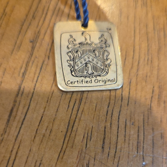 C.Maddicott Vintage Trade Plus Aid a Pot Miniature Enamel Collectibles Tea Pot - Picture 3 of 8